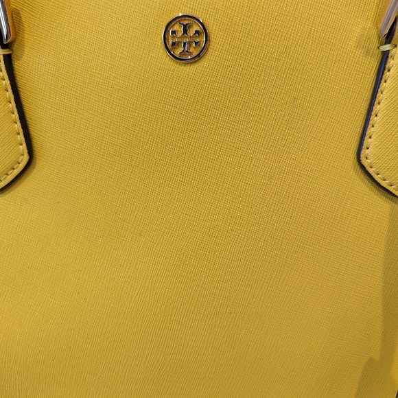 TORY BURCH Robinson Textured Lemon Drop Leather Small Tote Bag - Picture 3 of 6